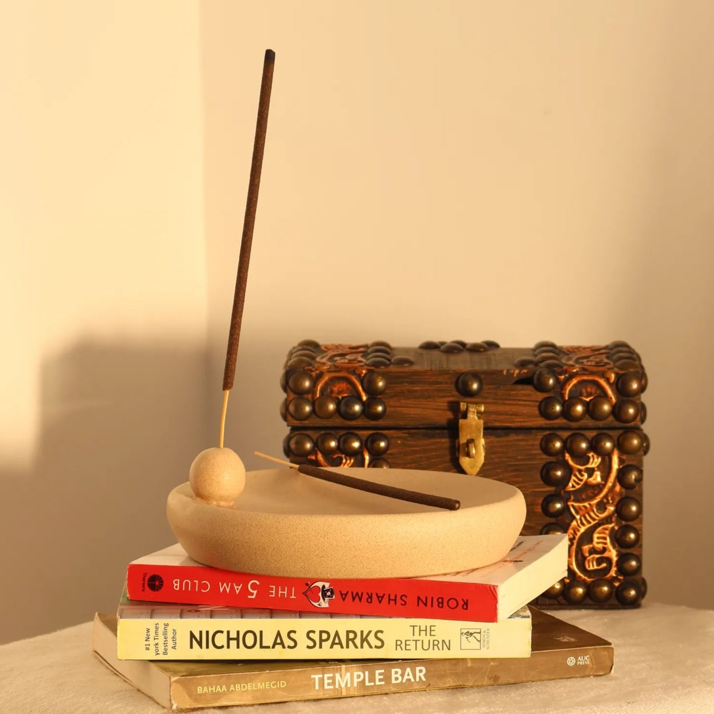 Handcrafted Aroma Nest accessory item in beige finish by Stonia.