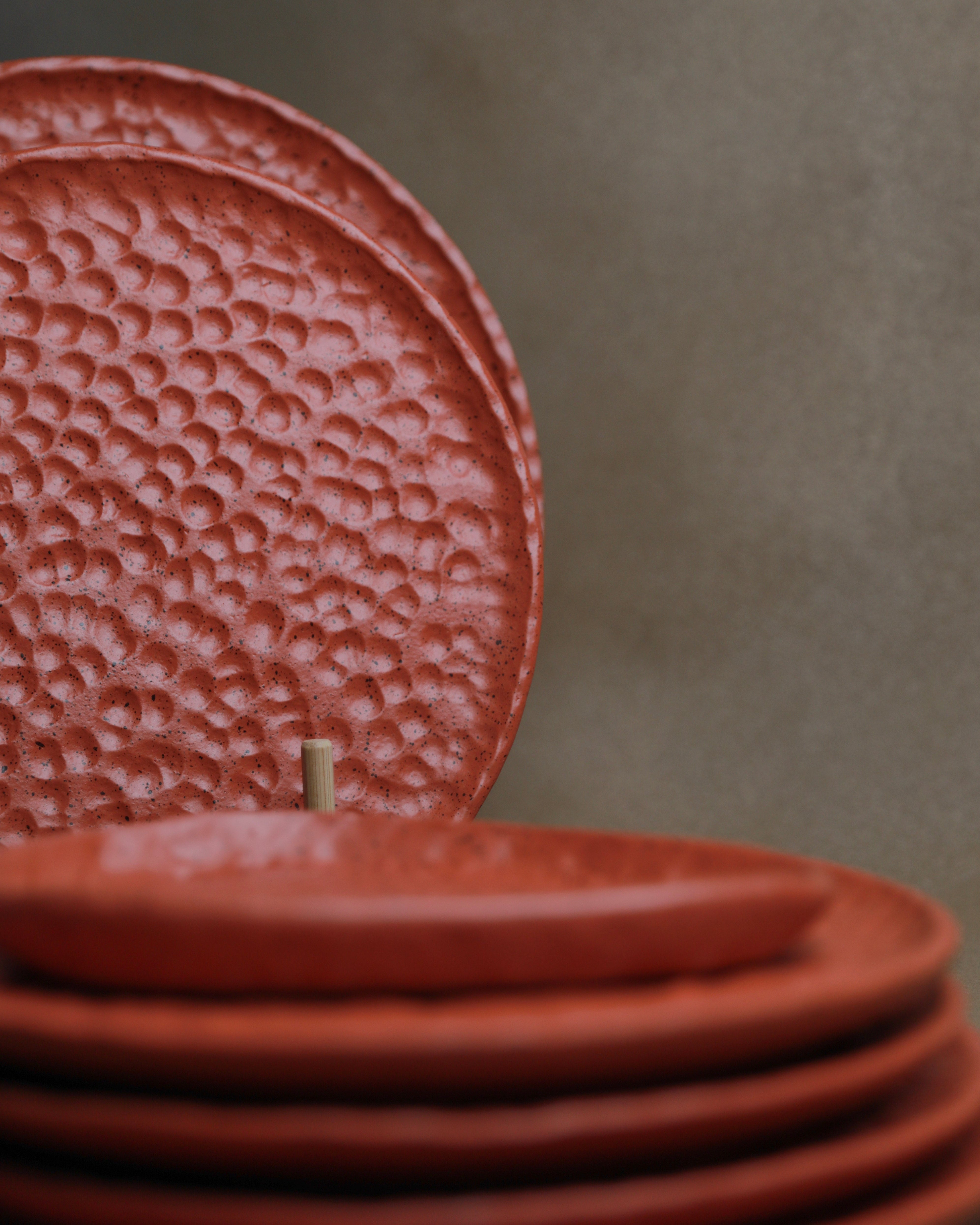 Handcrafted CLAY SET set in terracotta finish by Stonia.