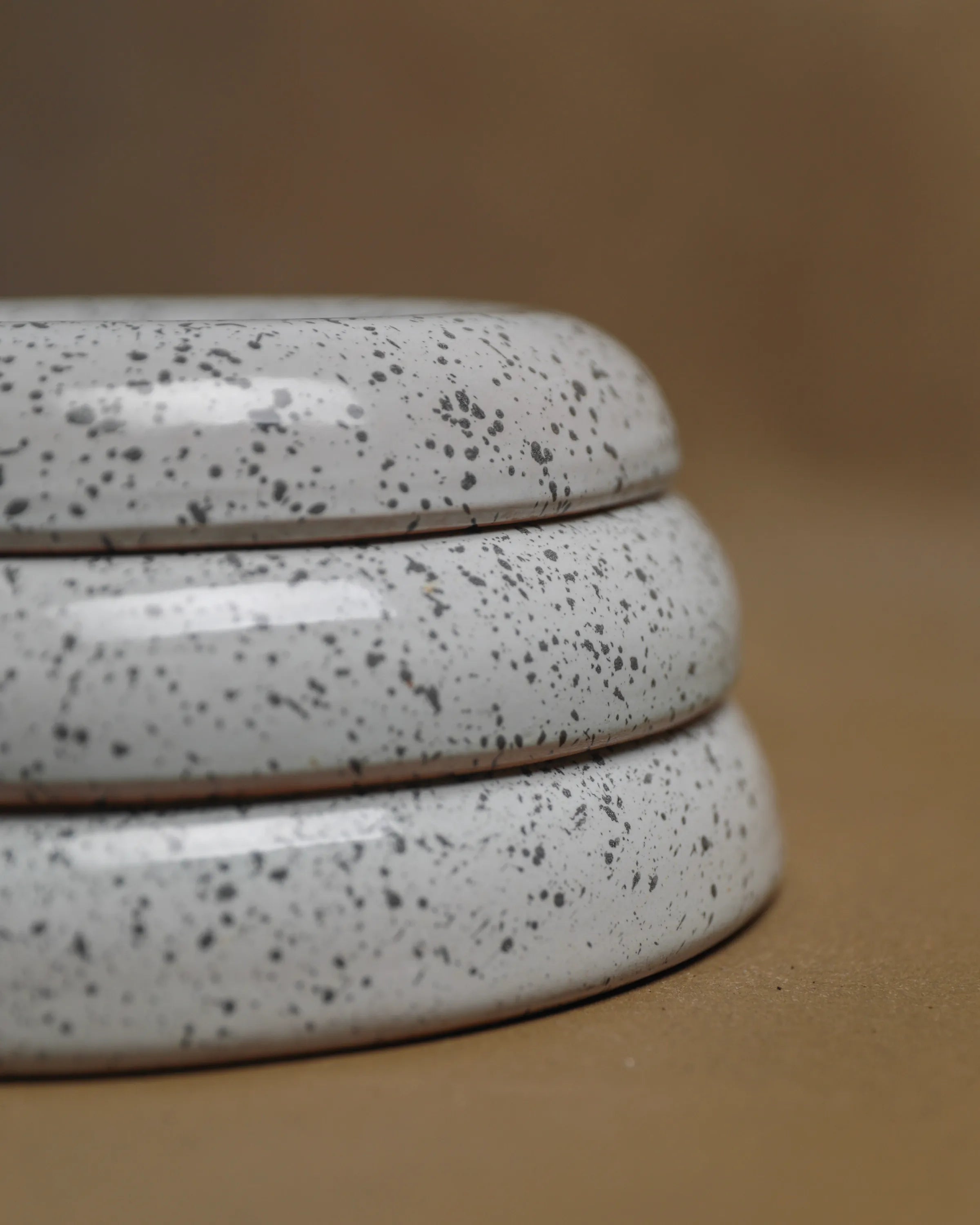 Handcrafted Moon Face Set set in dotted white finish by Stonia.
