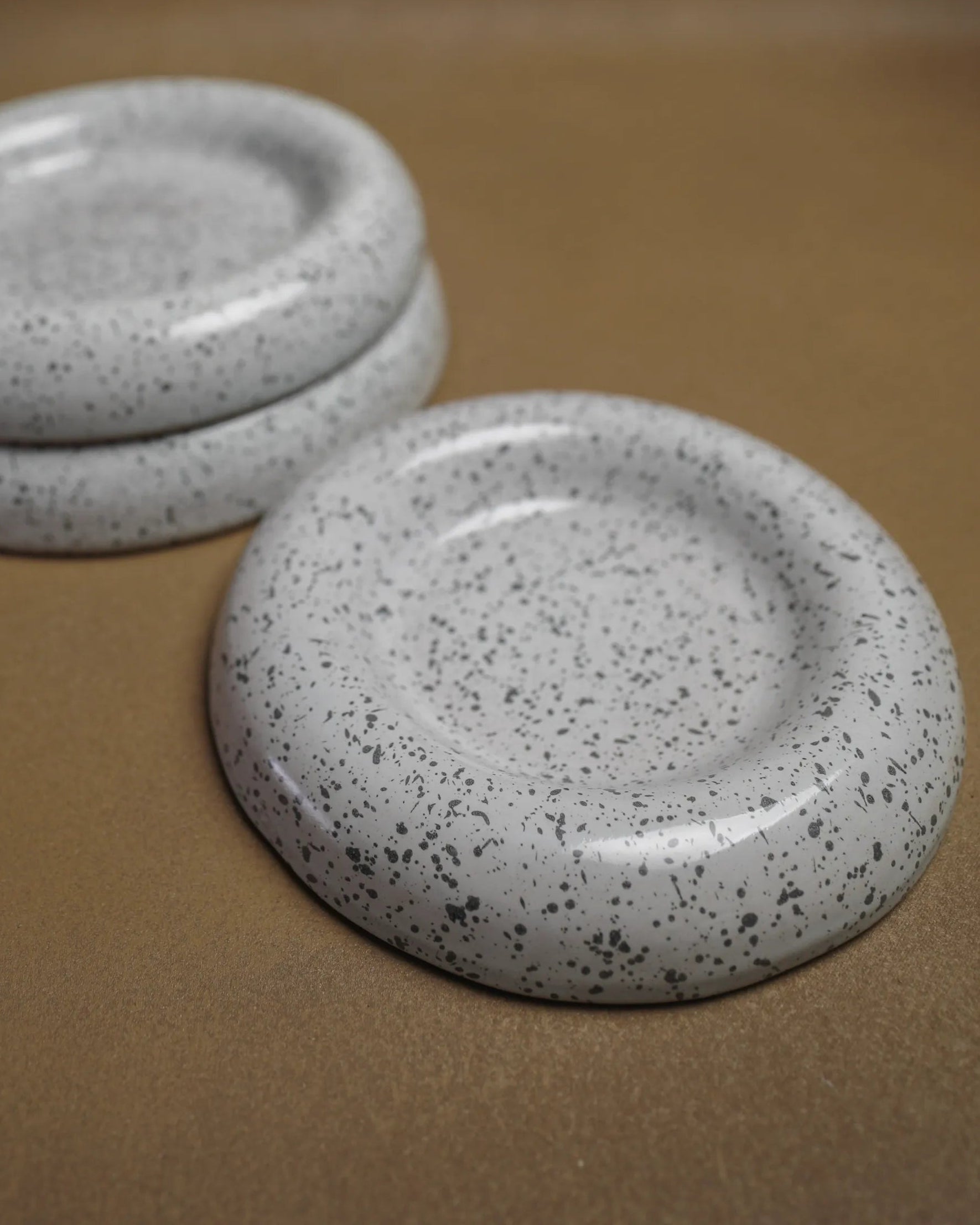 Handcrafted Moon Face Set set in dotted white finish by Stonia.