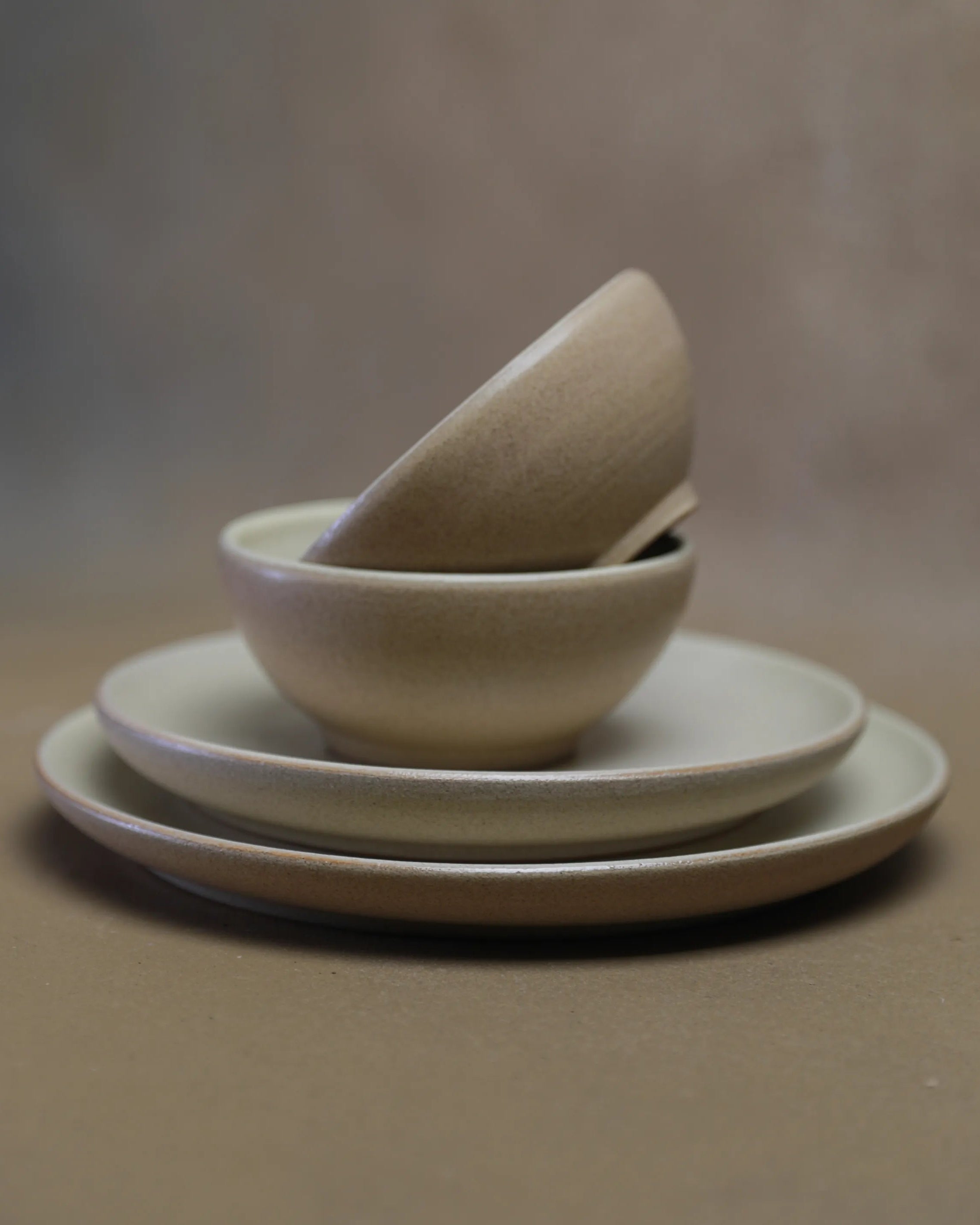 Handcrafted OASISI SET set in beige finish by Stonia.