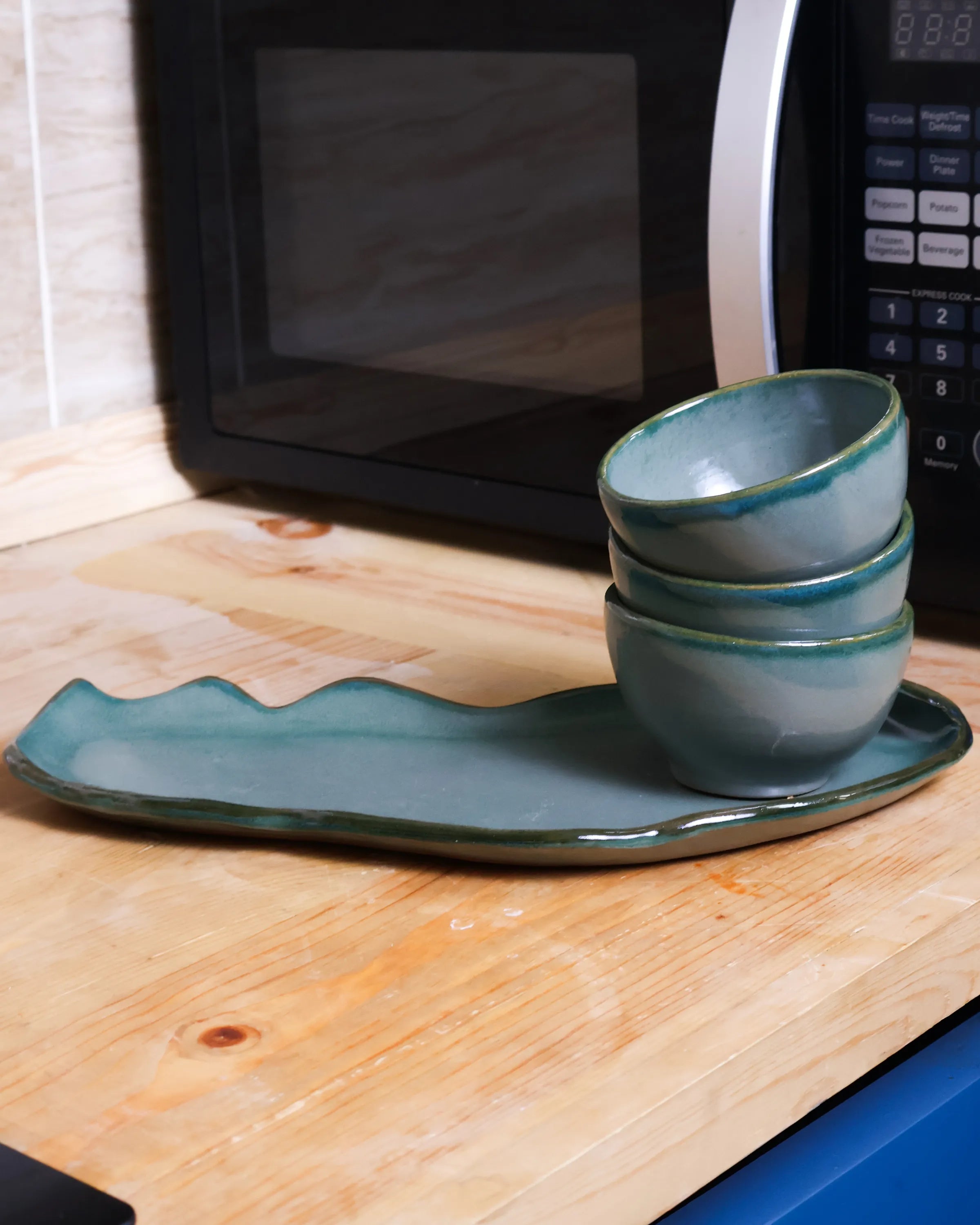 Handcrafted OLIVIA in olive green by Stonia.