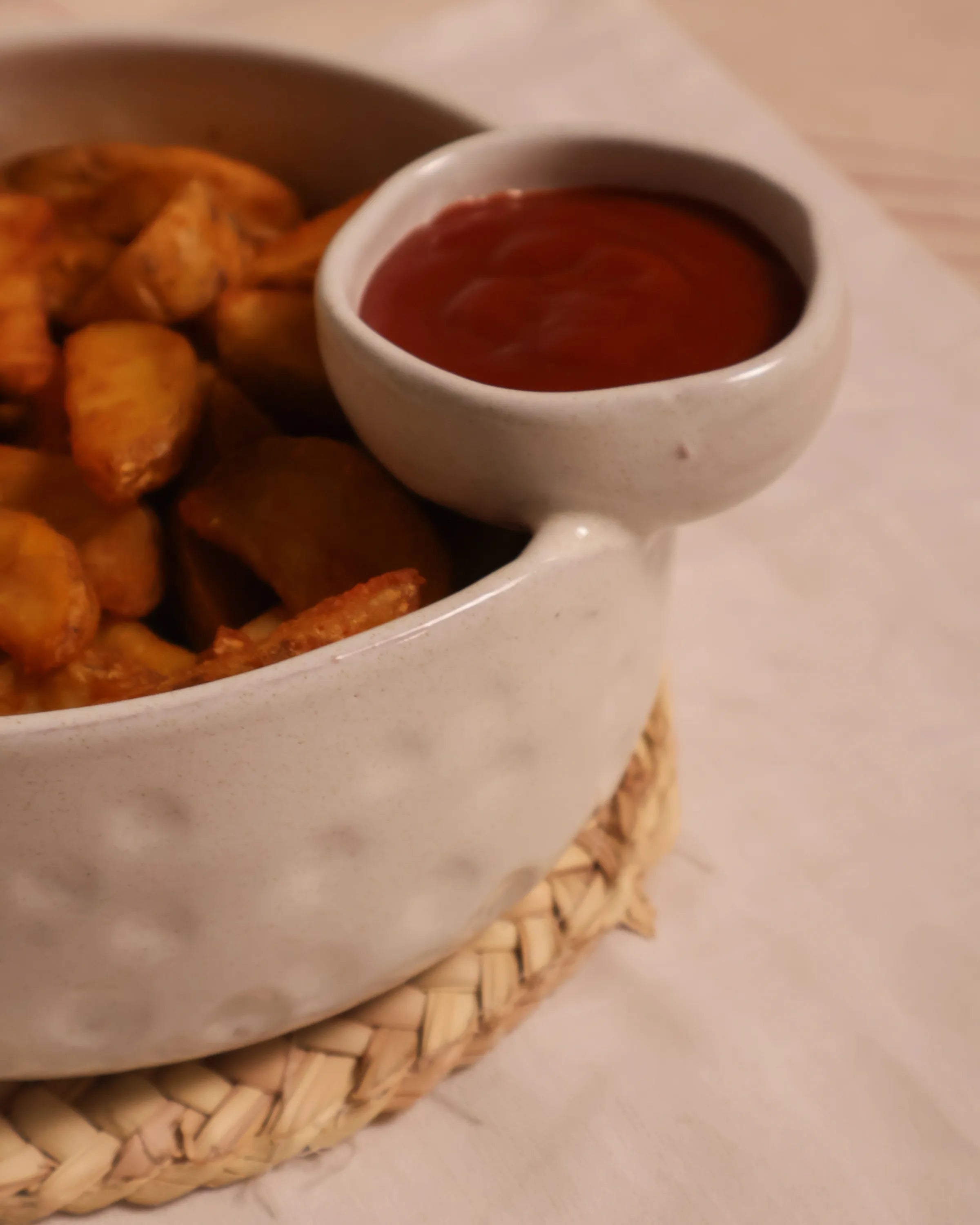 Handcrafted Saucy Bowl serving plate in off white finish by Stonia.