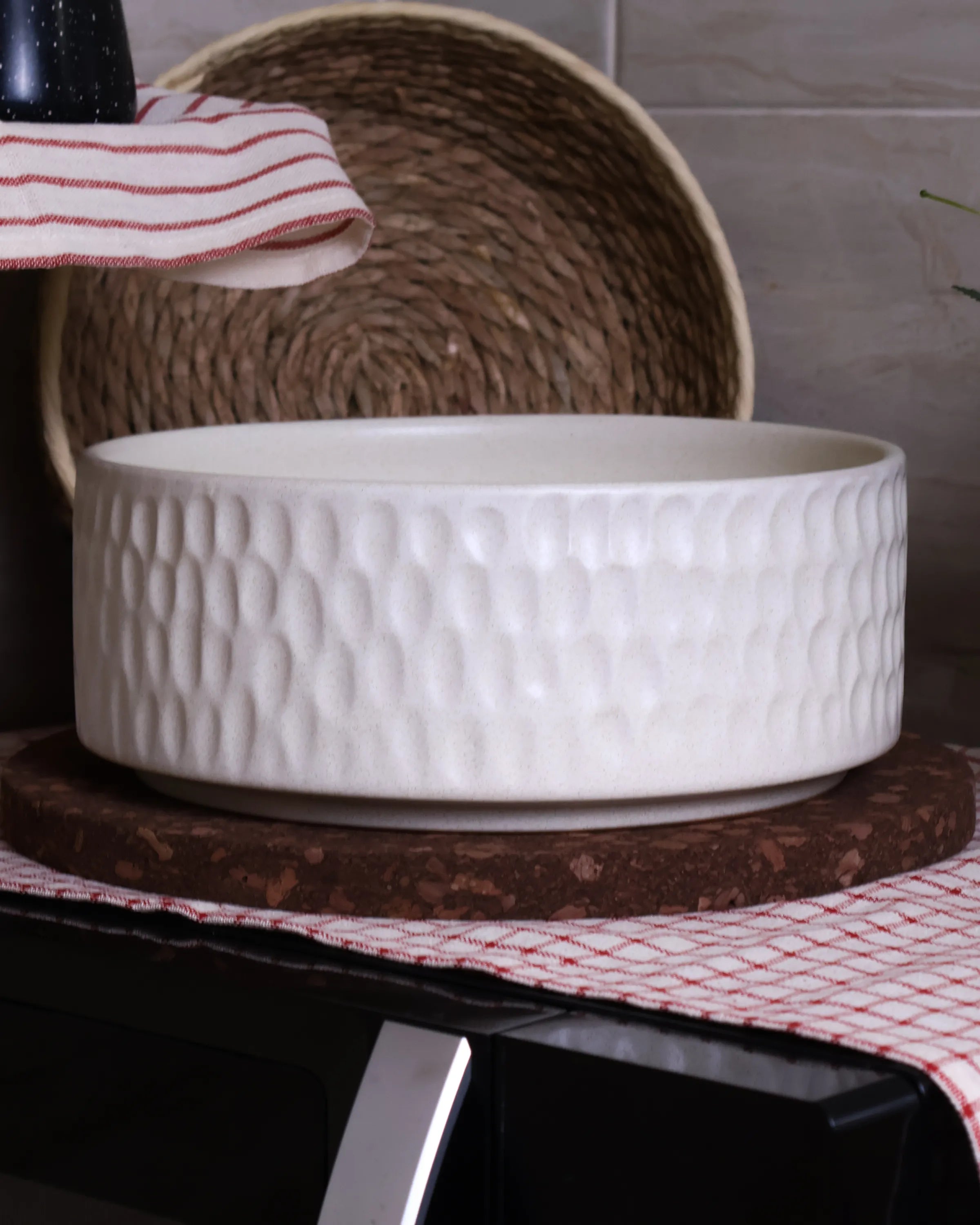 Handcrafted TRACE DUO SET in off white by Stonia.