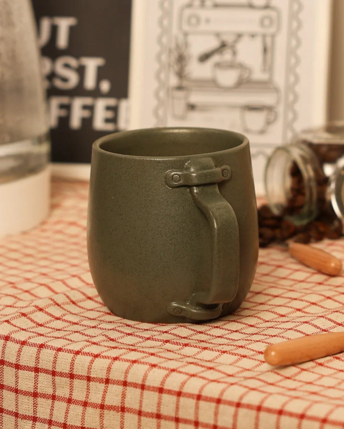 Handcrafted Bolt Mug in dark olive, 350 ML mug by Stonia.