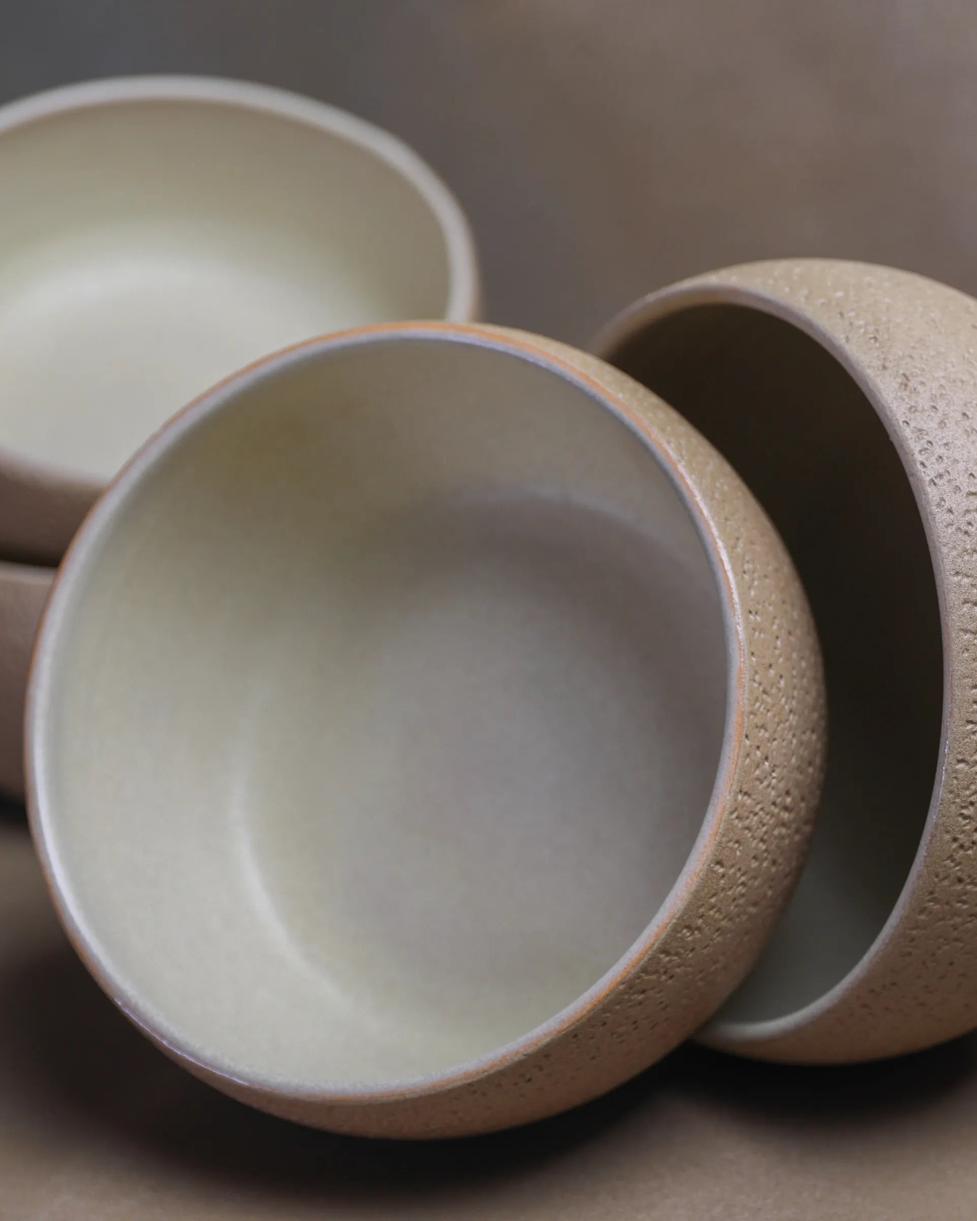 Handcrafted CRUSTY BOWL in beige by Stonia.