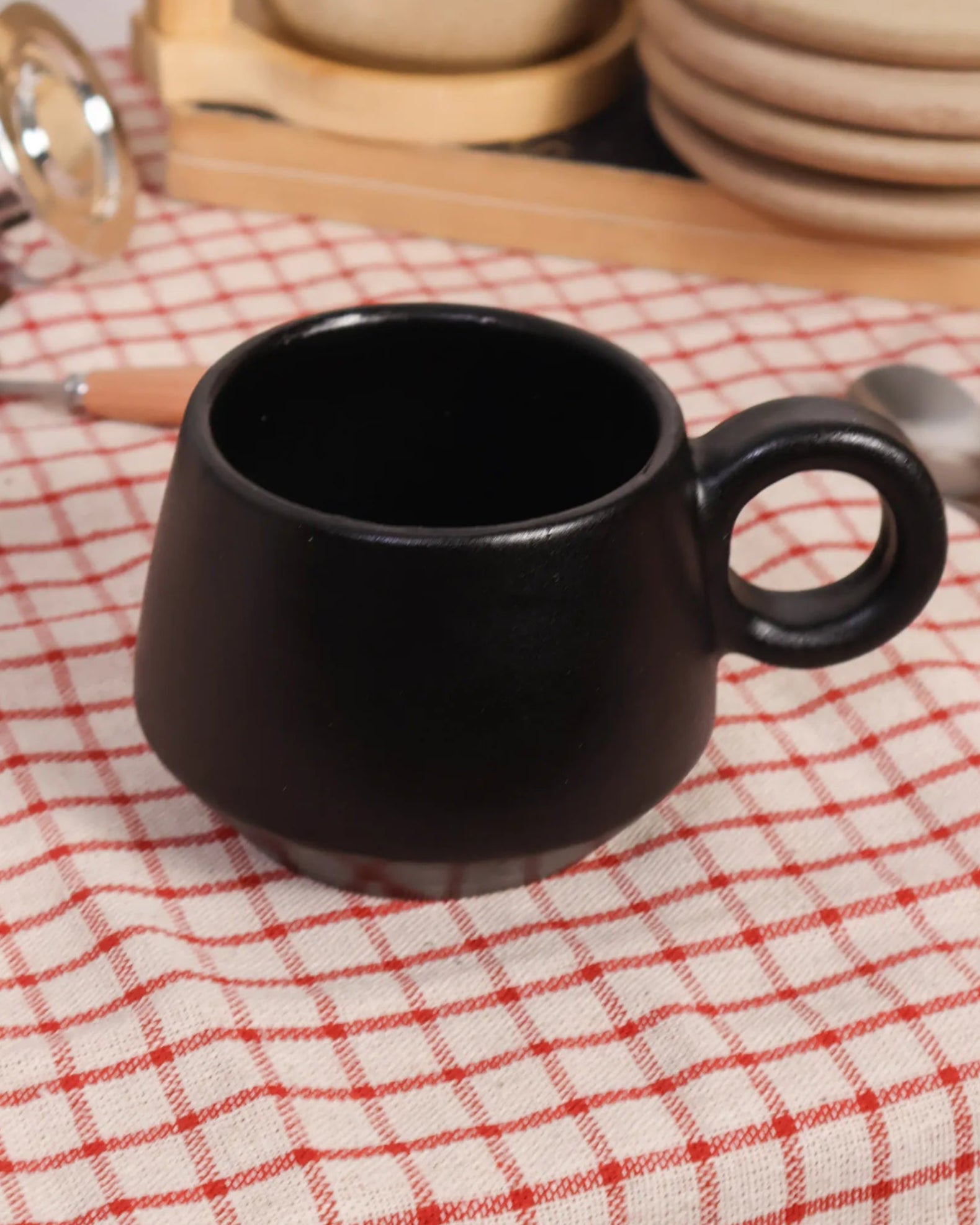 Handcrafted Dark Mood mug in black matte, 200 ML mug by Stonia.