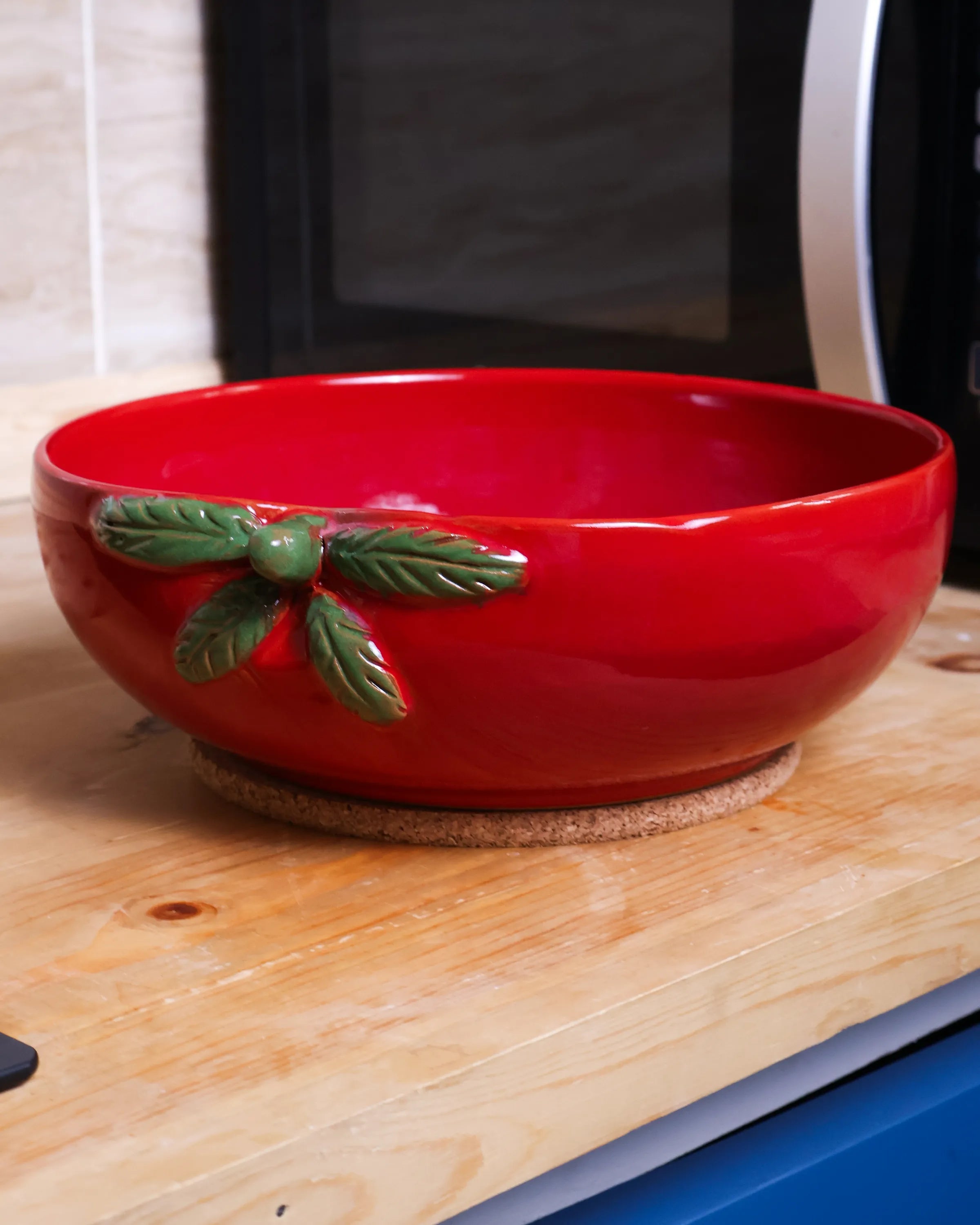 Handcrafted OUTA in red by Stonia.